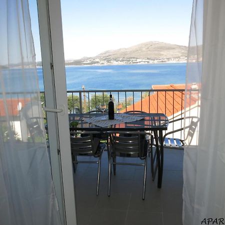 Apartments Luka Трогир Екстериор снимка