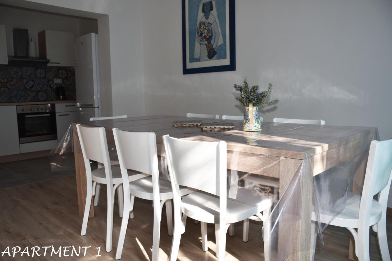 Apartments Luka Трогир Екстериор снимка