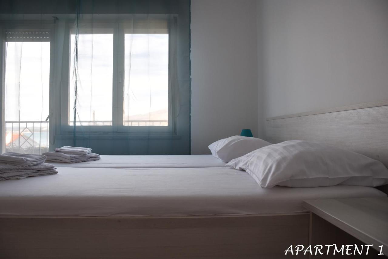 Apartments Luka Трогир Екстериор снимка