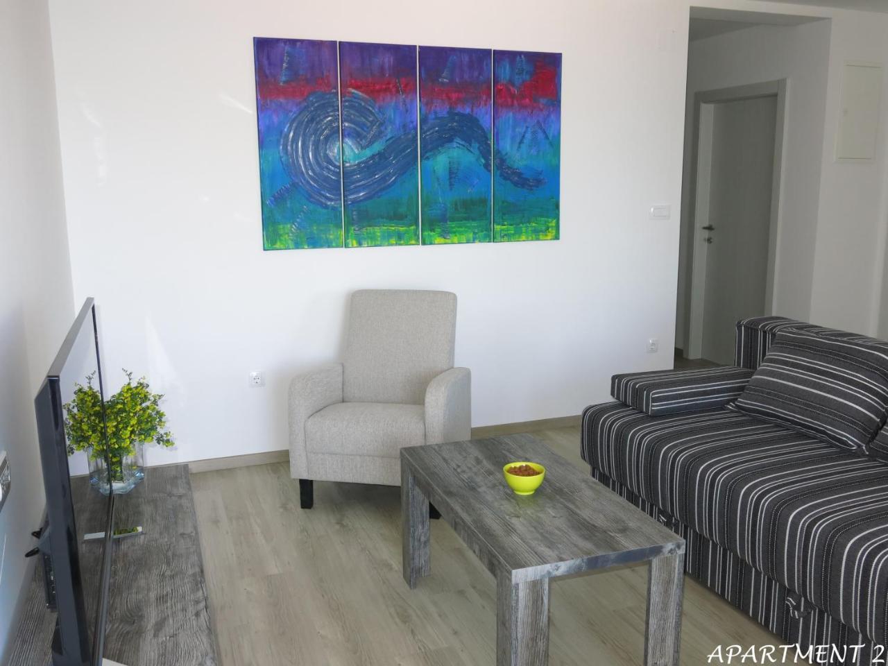Apartments Luka Трогир Екстериор снимка